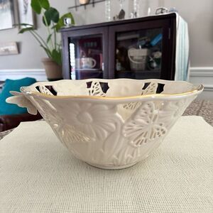 Lenox‎ Butterflies & Lace 9” Bowl Centerpiece Statement Decorative Art Piece New